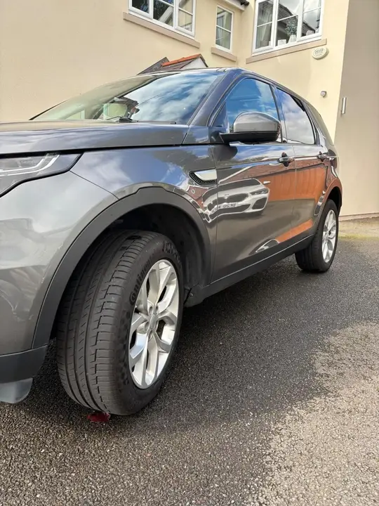 Land Rover Discovery Sport 2018 photo 4