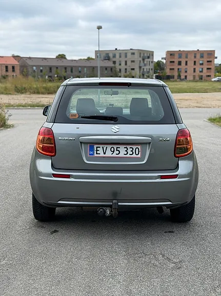 Suzuki Sx4 2010 photo 2