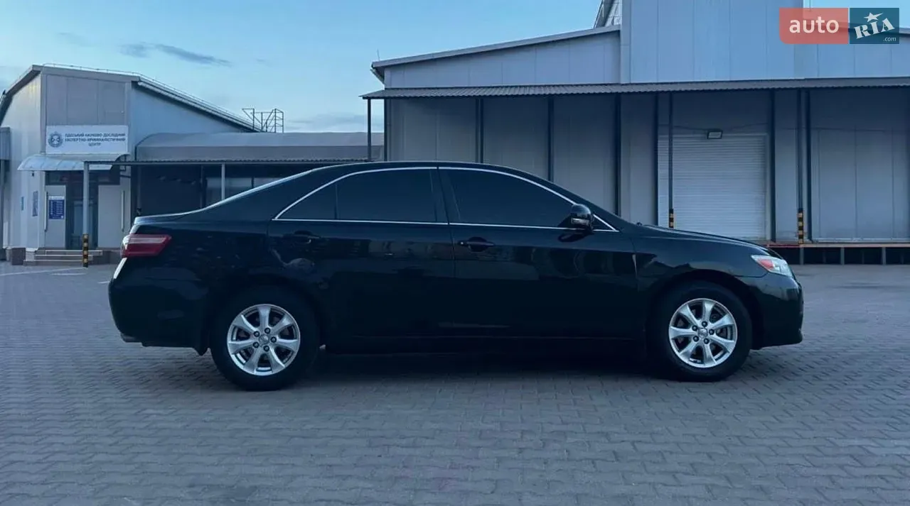Toyota Camry 2010 photo 3