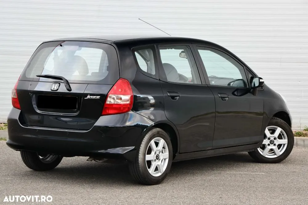 Honda Jazz 2008 photo 3