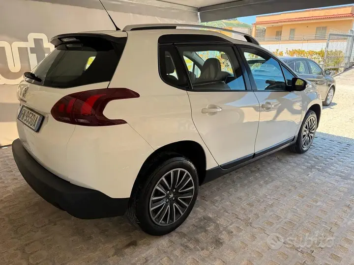 Peugeot 2008 2018 photo 5