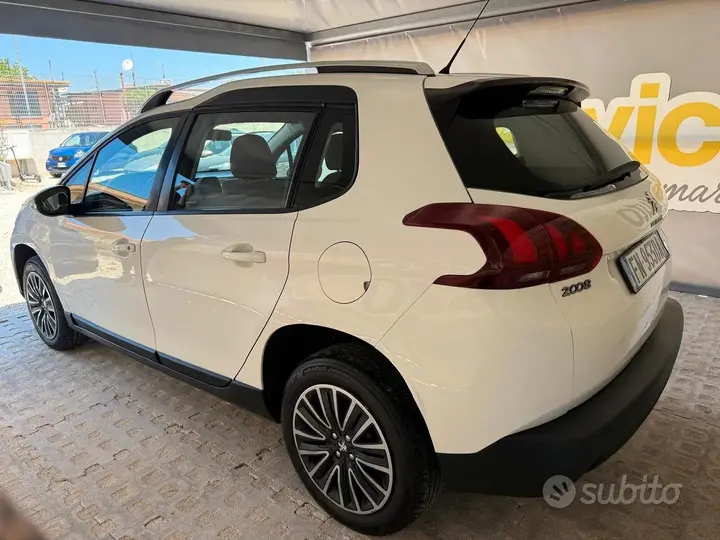 Peugeot 2008 2018 photo 4
