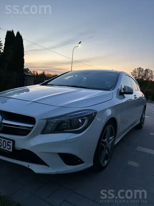 Mercedes-Benz Cla200 2015 photo 2