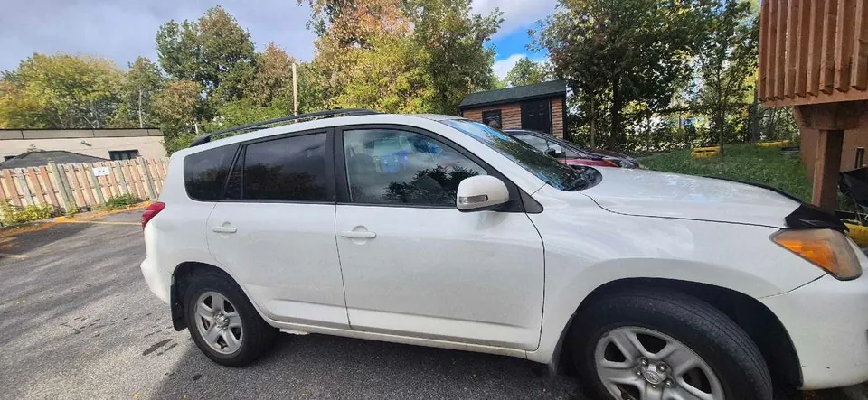 Toyota Rav4 2012 photo 4