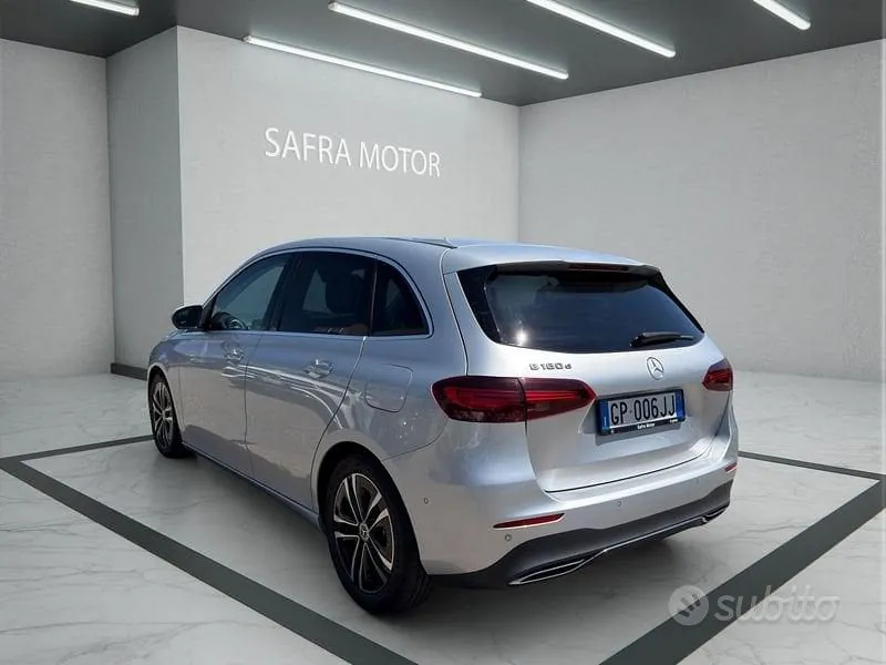 Mercedes-Benz B-Class 2023 photo 4