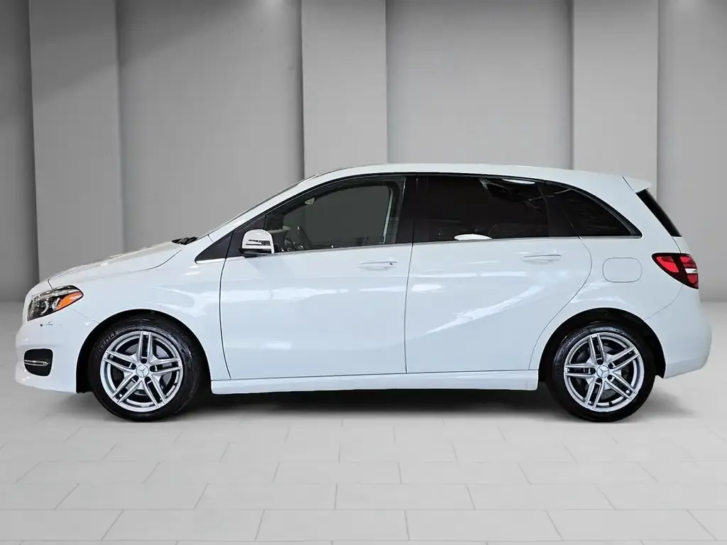 Mercedes-Benz B-Class 2017 photo 3