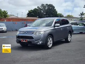 Mitsubishi Outlander 2012 photo 4