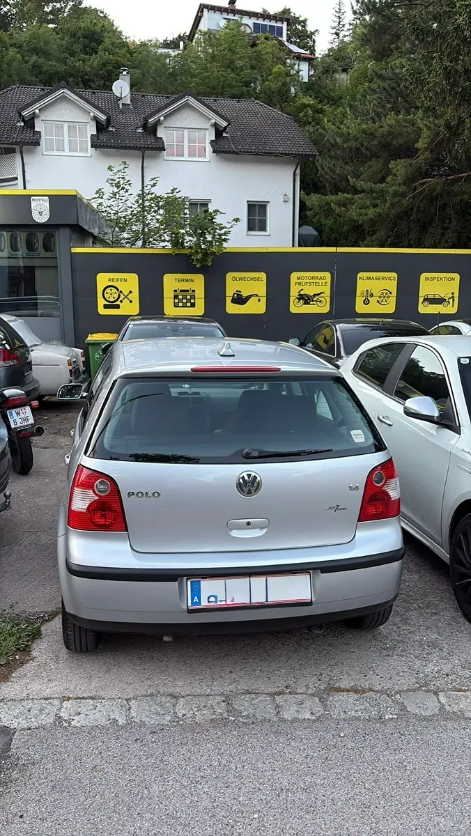 Volkswagen Polo 2002 photo 3