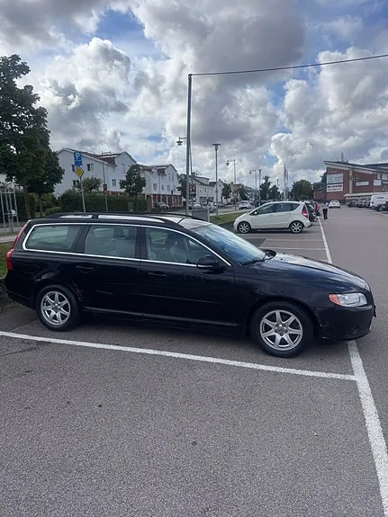 Volvo V70 2012 photo 3
