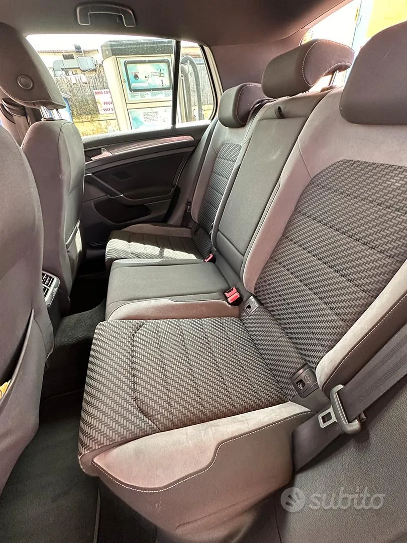Volkswagen Golf 2018 photo 3