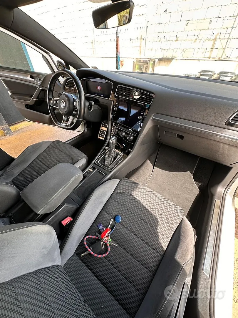 Volkswagen Golf 2018 photo 4