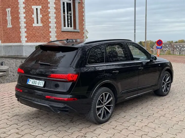 Audi Q7 2020 photo 4