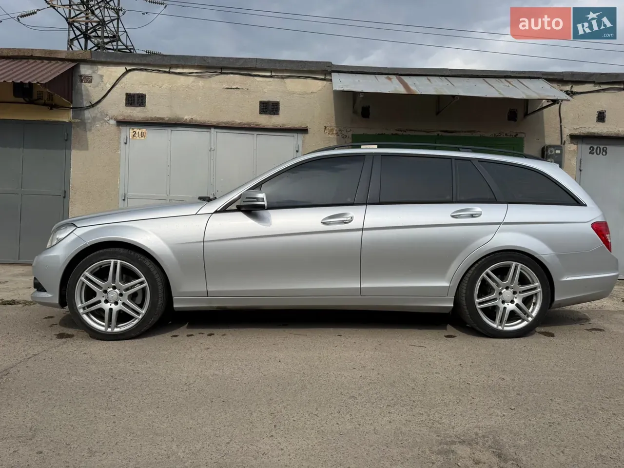 Mercedes-Benz C-Class 2012 photo 3