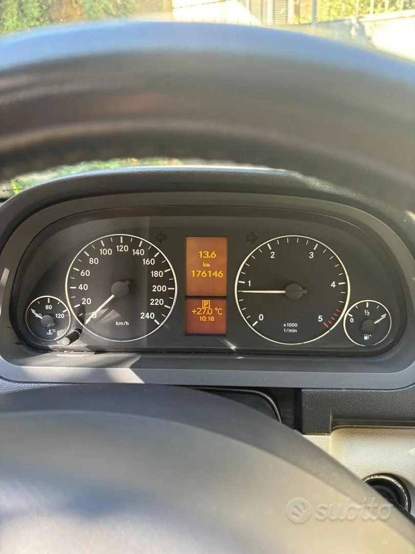 Mercedes-Benz A-Class 2009 photo 5