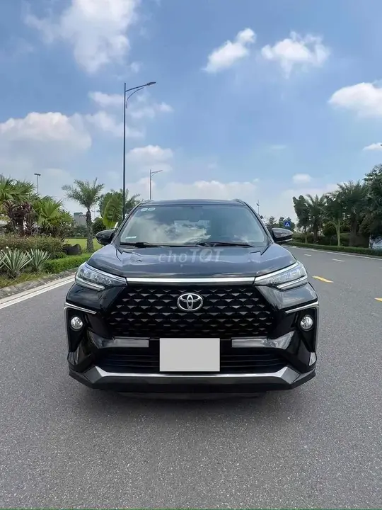 Toyota Veloz Cross