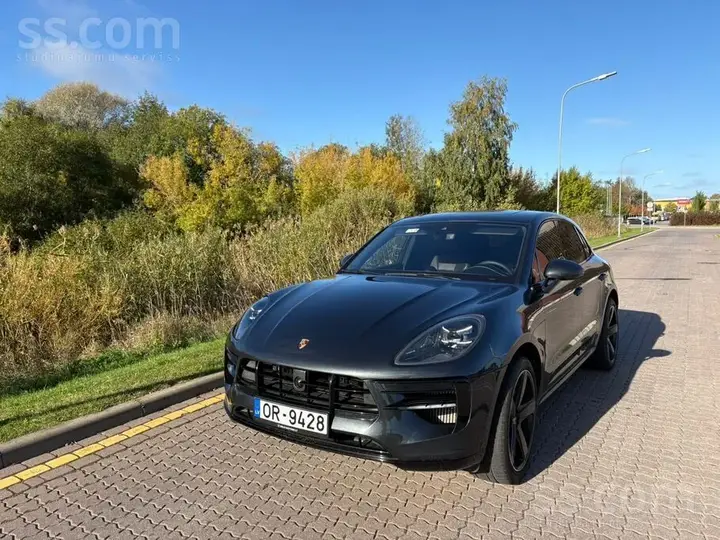 Porsche Macan