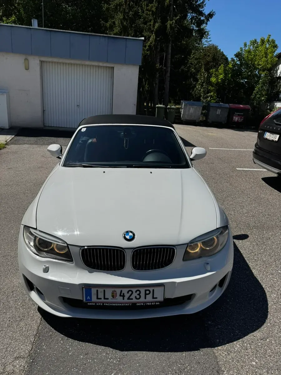 BMW 1 Series 2011 photo 2