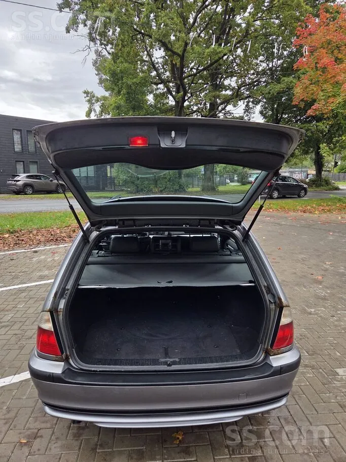 BMW 320 2005 photo 5