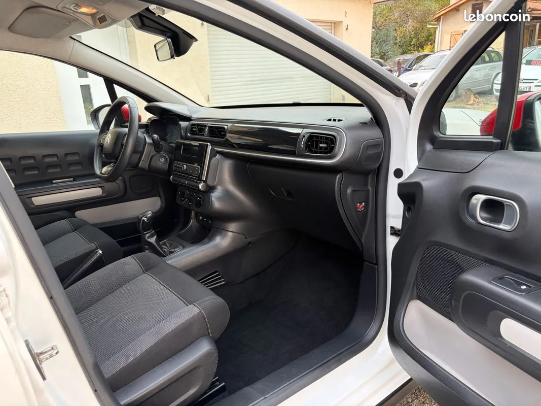 Citroen C3 2018 photo 3