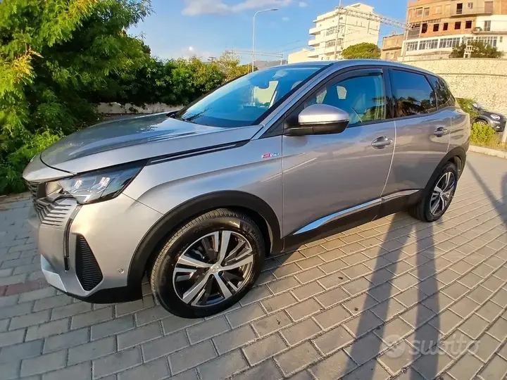 Peugeot 3008 2021 photo 2