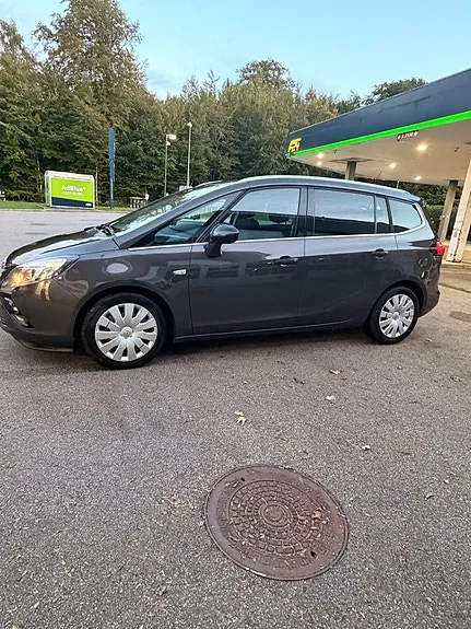 Opel Zafira Tourer 2015 photo 2