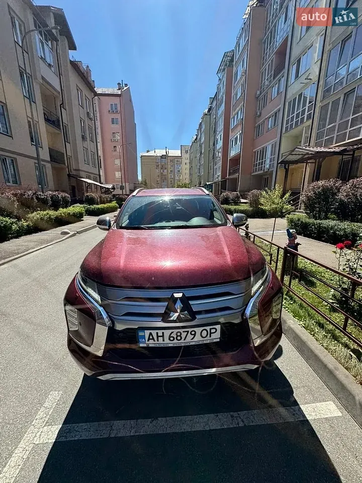 Mitsubishi Pajero Sport 2021 photo 4
