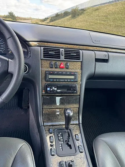 Mercedes-Benz C280 1997 photo 5
