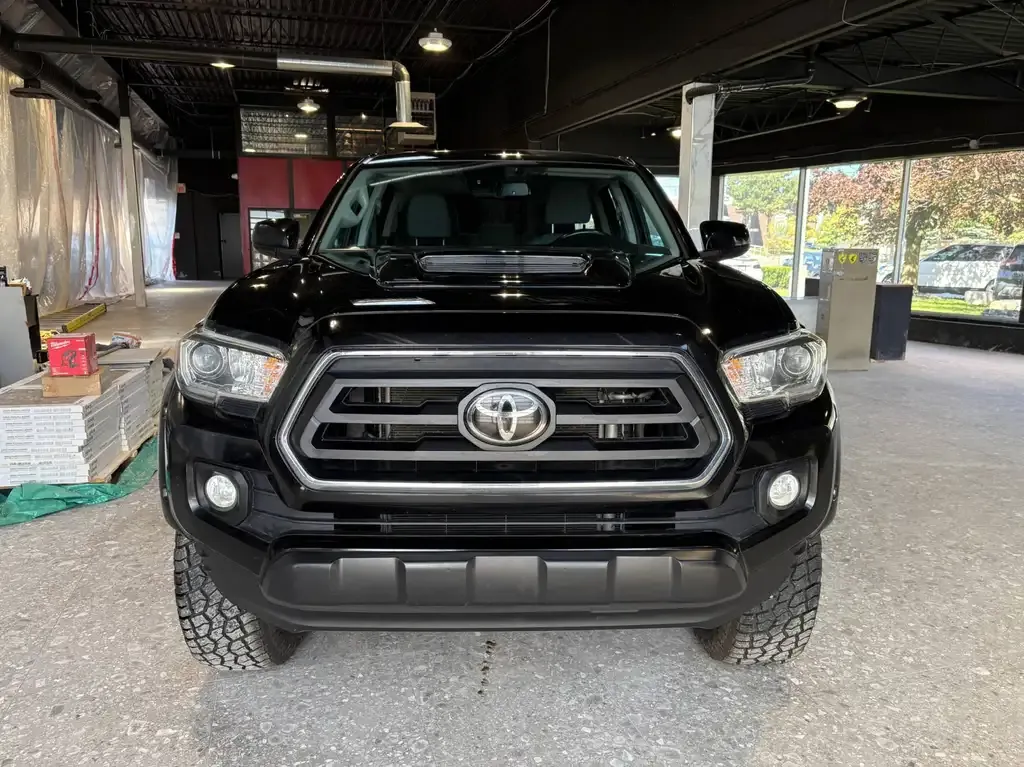 Toyota Tacoma 2021 photo 3