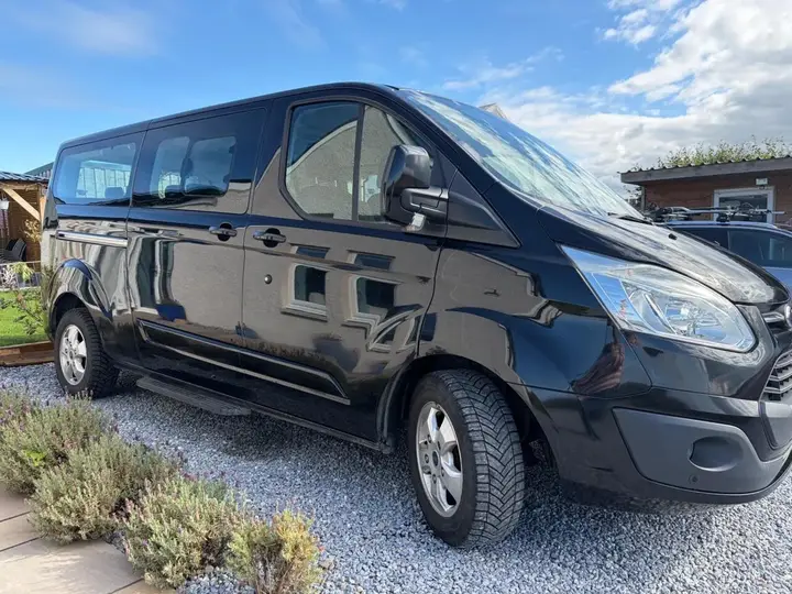 Ford Tourneo Custom