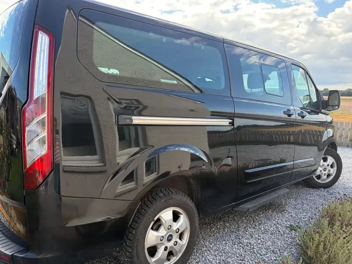 Ford Tourneo Custom 2017 photo 4