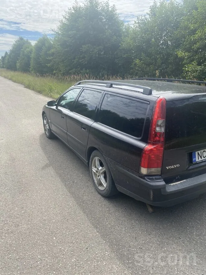 Volvo V70 2003 photo 3