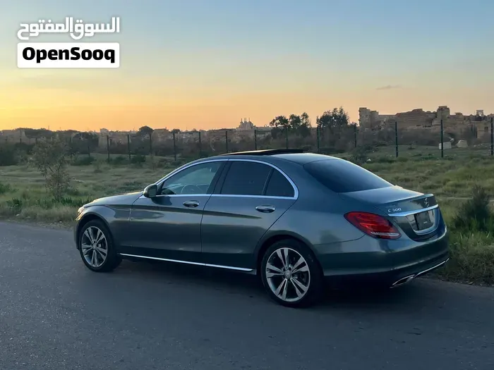 Mercedes-Benz C-Class 2017 photo 3