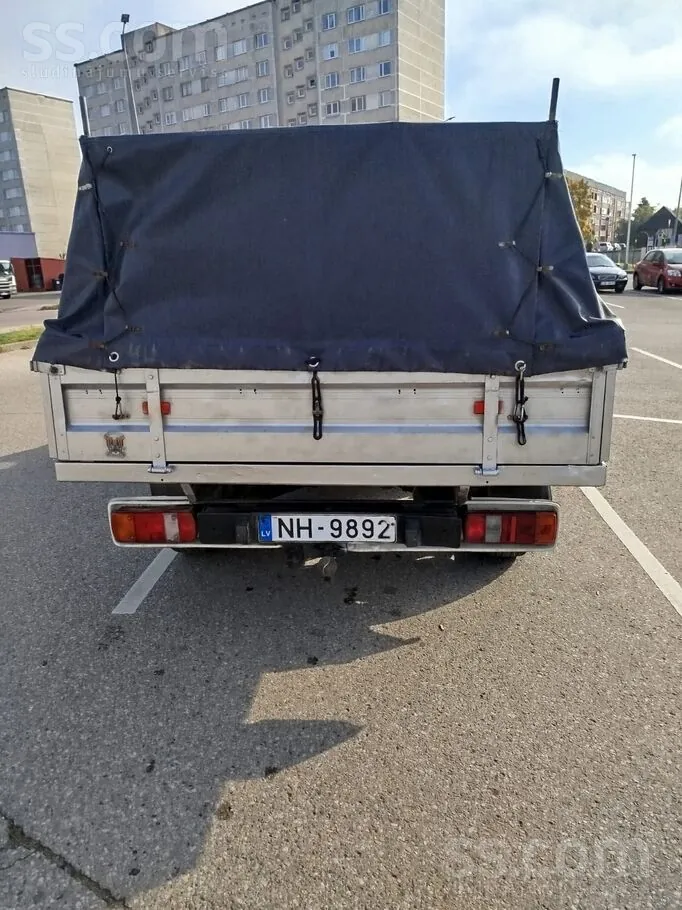 Volkswagen Transporter 2006 photo 2
