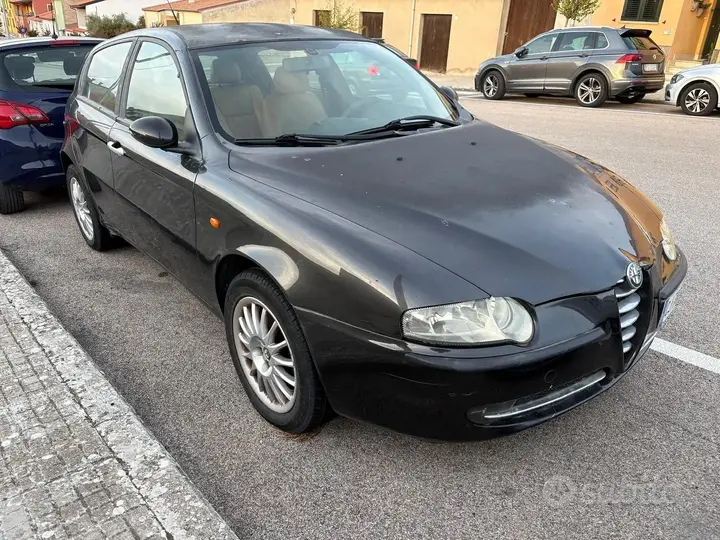 Alfa Romeo 147