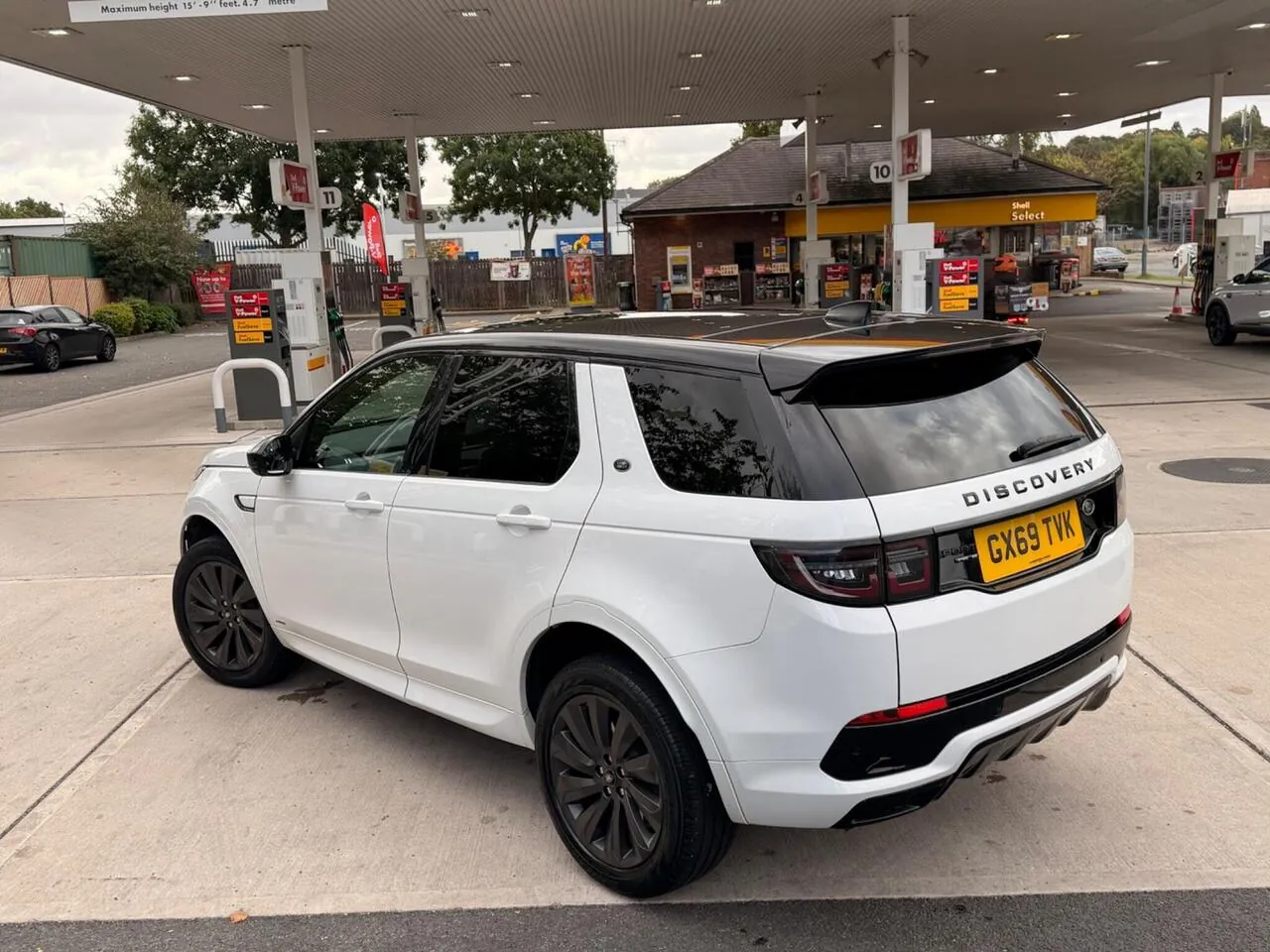 Land Rover Discovery Sport 2019 photo 5