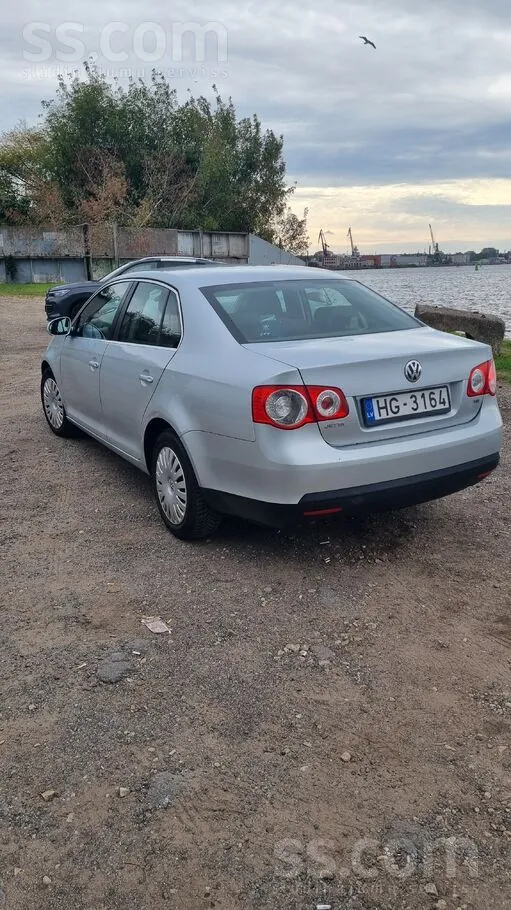 Volkswagen Jetta 2008 photo 3