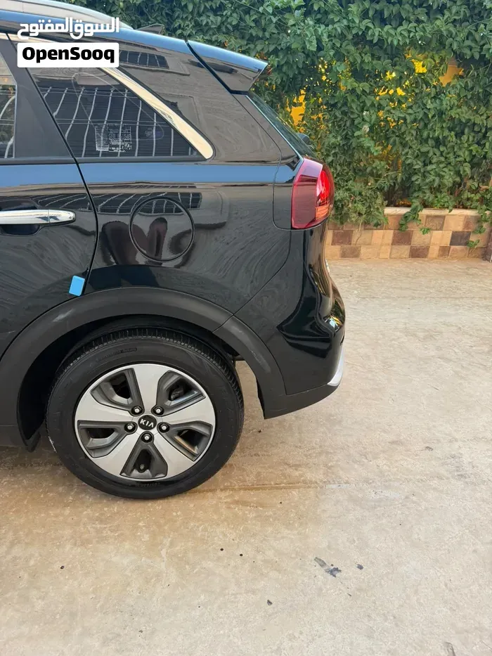 Kia Niro 2017 photo 2