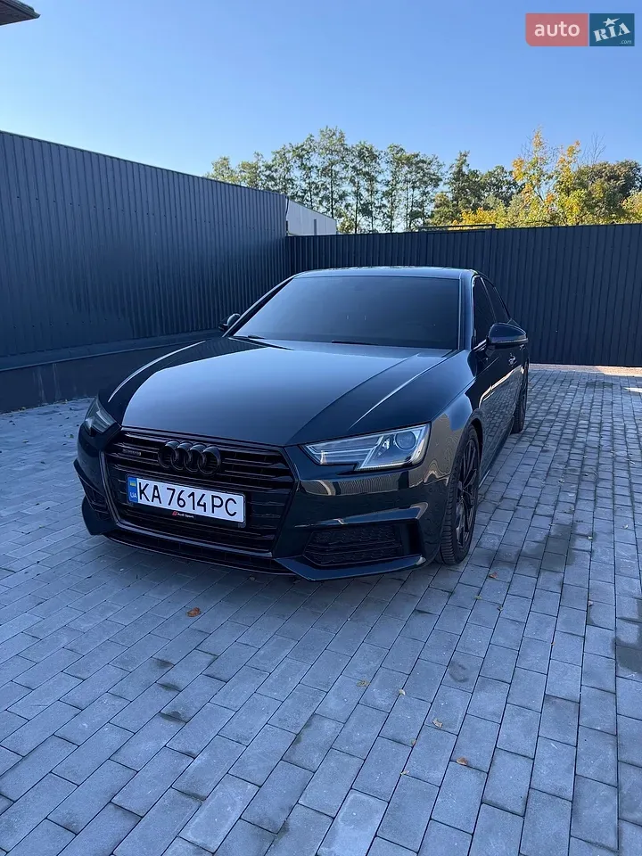 Audi A4 2017 photo 2