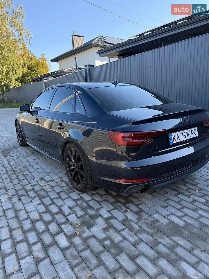 Audi A4 2017 photo 5