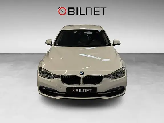 BMW 318D 2017 photo 3