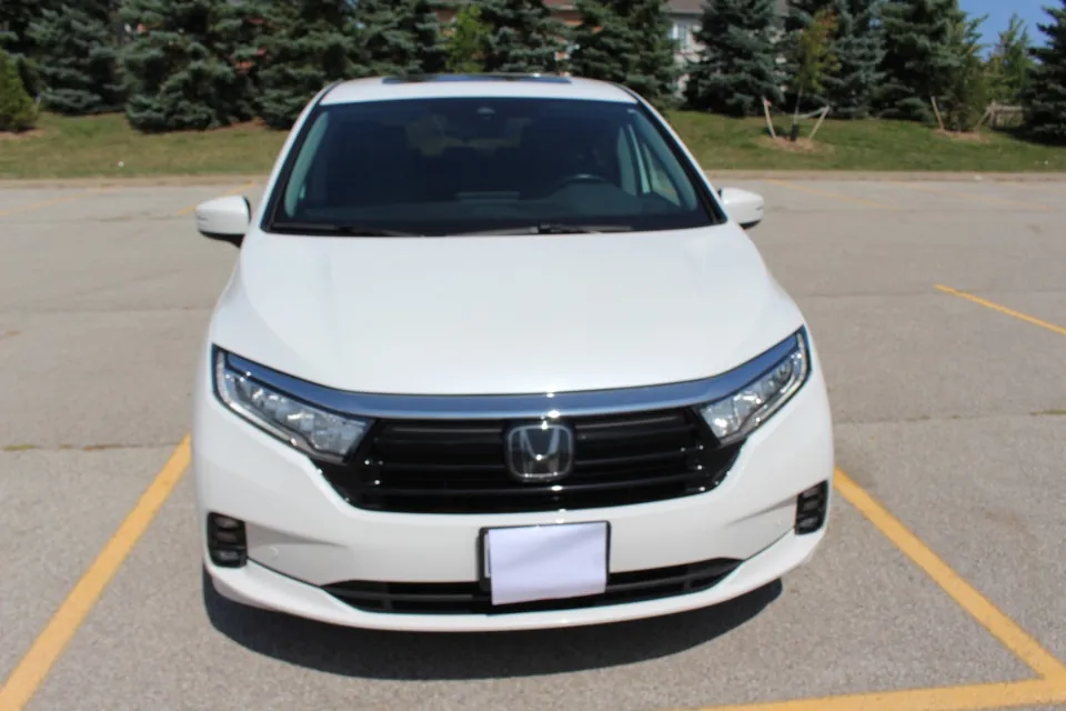 Honda Odyssey 2023 photo 3