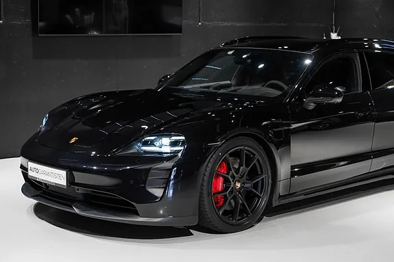 Porsche Taycan Gts 2023 photo 2