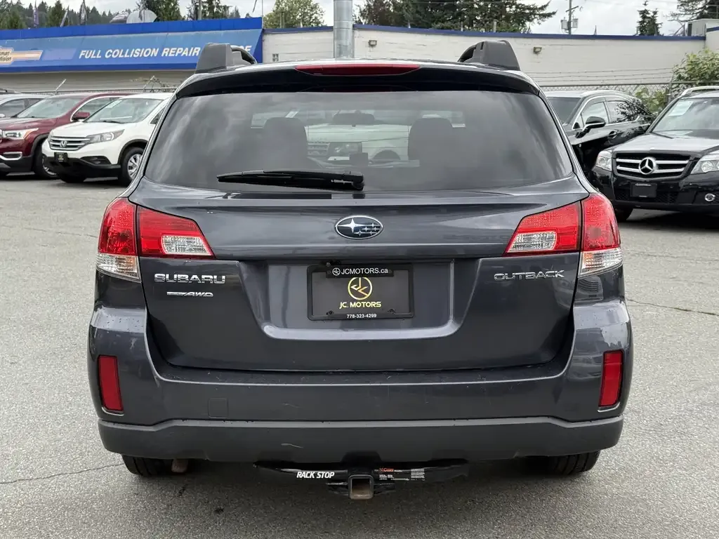 Subaru Outback 2013 photo 5