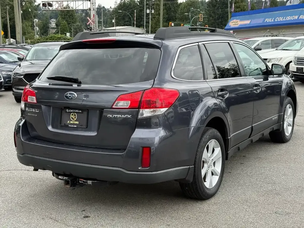 Subaru Outback 2013 photo 4