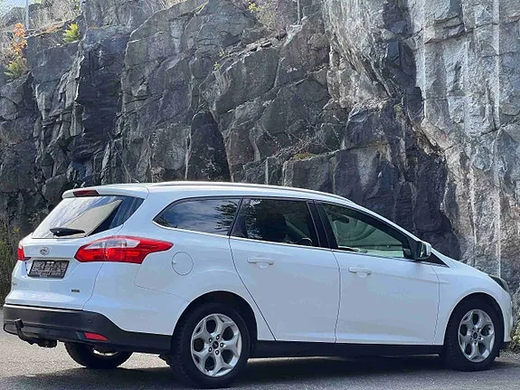 Ford Focus 2013 photo 4