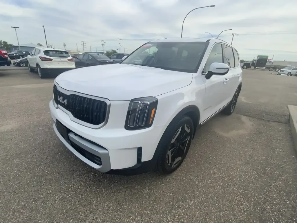 Kia Telluride 2024 photo 3