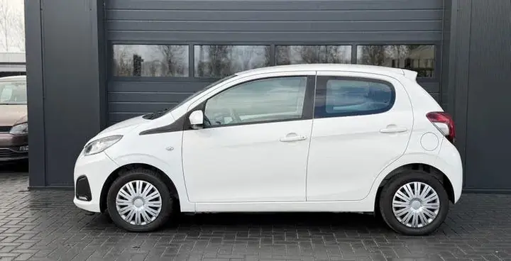 Peugeot 108 2015 photo 3