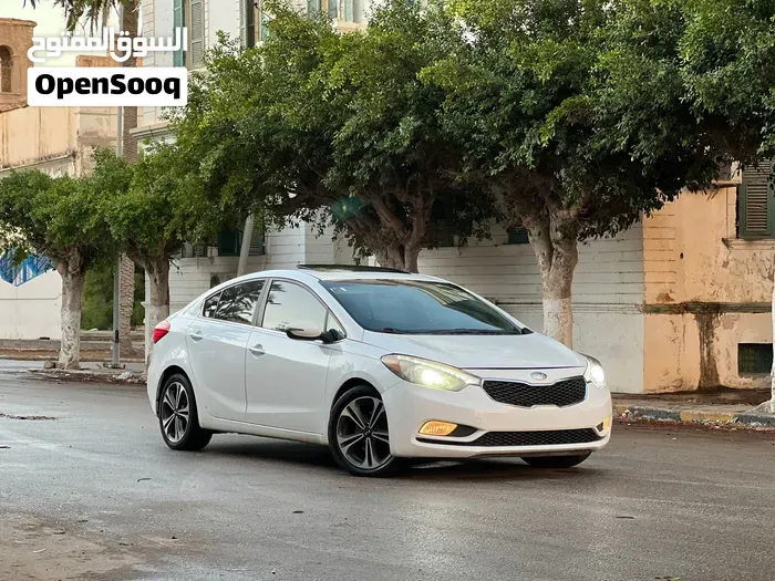 Kia Forte 2015 photo 4