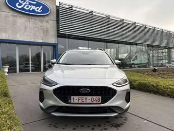 Ford Focus 2025 photo 2
