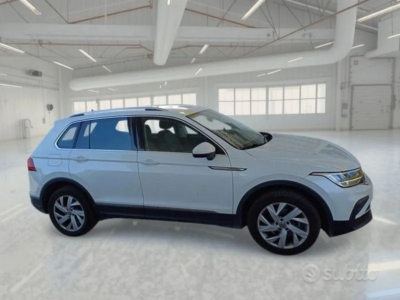 Volkswagen Tiguan 2023 photo 3